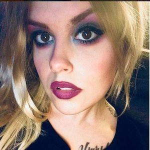 Meet your Posher, Corrissa